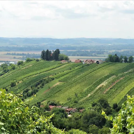 Zidanica Lan Lendava